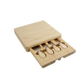 Cosy & Trendy Cutting Board With  3 Cheese Knives